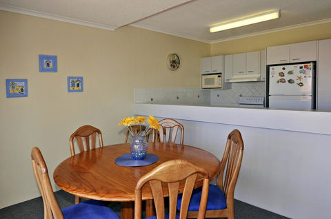Bright & Comfortable In Quiet Location - Tourism TAS 3