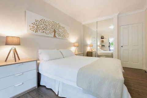 Bright Comfy Bondi Home - Hobart Tourism 2