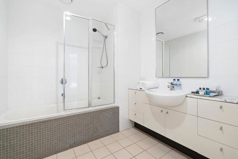Brighton Bay Apartments - Hobart Tourism 1