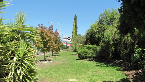 Bristol Hill Motor Inn & Peppa's Licensed Restaurant - Tourism TAS 2