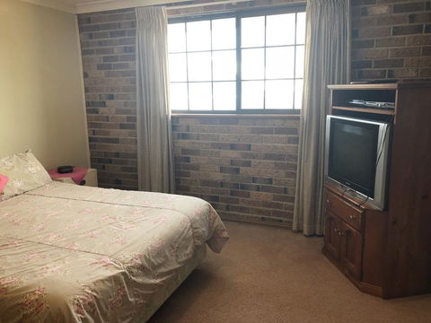 Bronte Court No 3 At South West Rocks - Hobart Tourism 3
