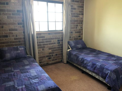Bronte Court No 3 At South West Rocks - Hobart Tourism 2