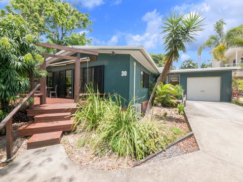 Bryce Street 30, - Ultimate Beach Shack - Hobart Tourism 0