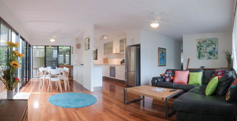 Bryce Street 30, - Ultimate Beach Shack - Hobart Tourism 2