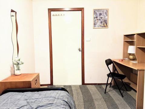 Budget Clayton Homestay - Hobart Tourism 3