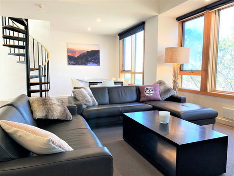 Buller Holidays Apartments - Hobart Tourism 1
