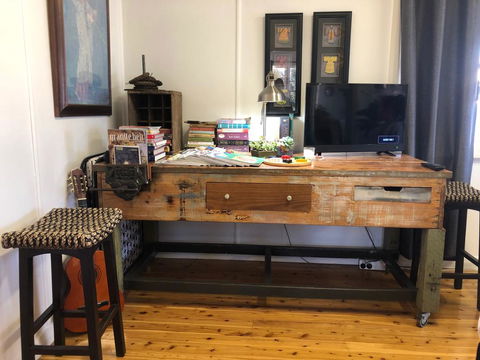 Bungalow@Tenterfield - Modern Vintage Luxury - Hobart Tourism 3
