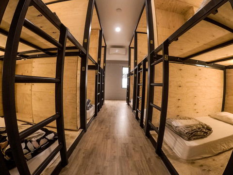 Bunk Inn Hostel - Tourism TAS 0