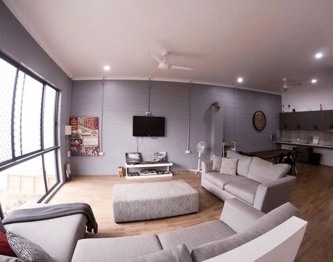 Bunk Inn Hostel - Tourism TAS 2