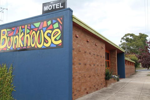 Bunkhouse Motel - Tourism TAS 2