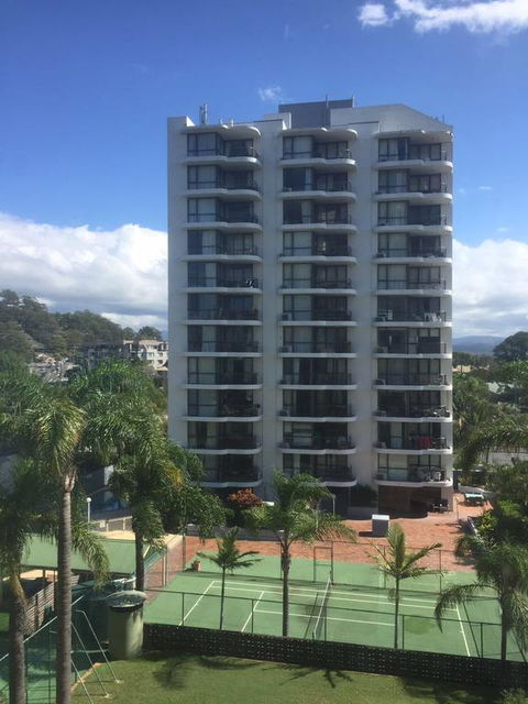 Burleigh Gardens North Hi-Rise Holiday Apartments - Hobart Tourism 3