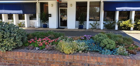 Byer Fountain Motor Inn - Tourism TAS 1