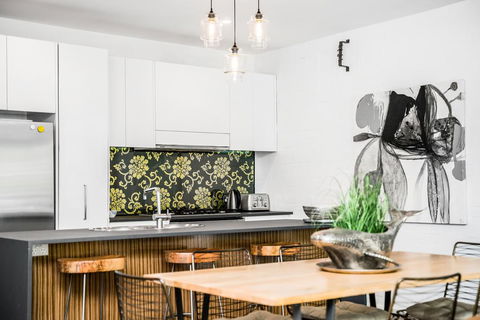 Byron Butter Factory Apartments - Hobart Tourism 1