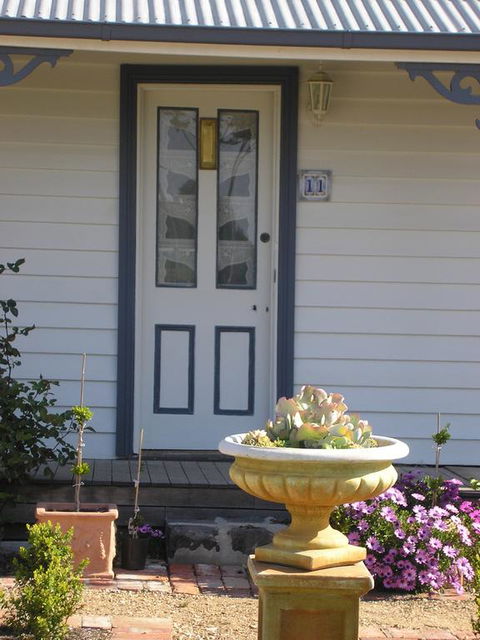 C & A's Cottage - Tourism TAS 3