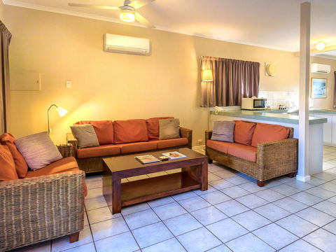 Cable Beachside Villas - Hobart Tourism 2