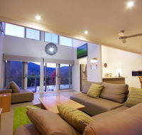 Cadence at Bright - Luxury accommodation - Tourism TAS