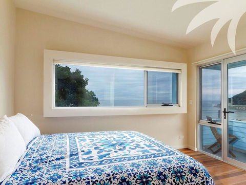 Cair Paravel At Seal Rocks - Hobart Tourism 1