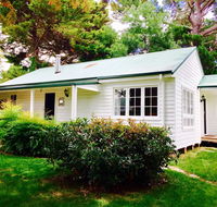 Cairnie Country Cottage - Hobart Tourism