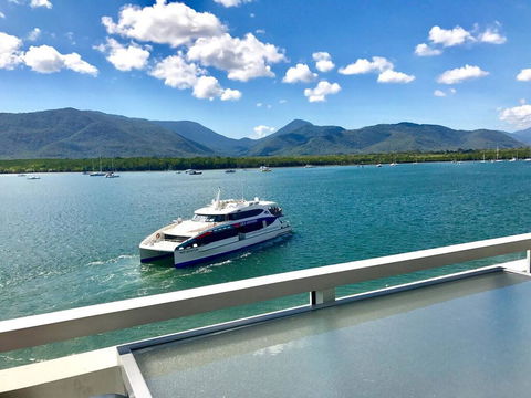 Cairns Waterfront - Harbourlights - Tourism TAS 1