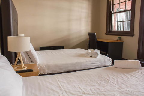 Campsie Hotel - Hobart Tourism 1