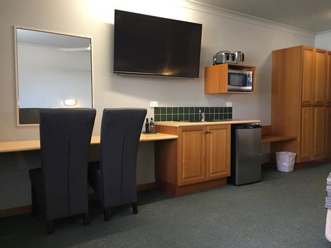 Cannon Park Motel - Hobart Tourism 3