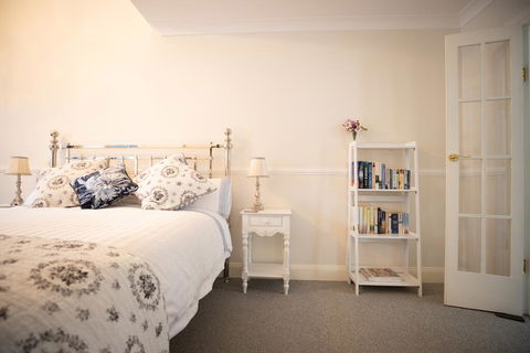 Canungra Cottages - Boutique Bed And Breakfast - Hobart Tourism 1