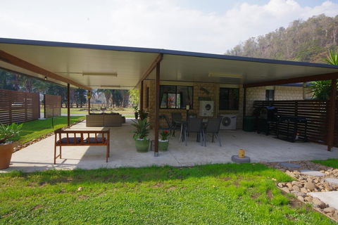 Canungra Valley Cottage - Hobart Tourism 1