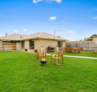 CAPEL Family Home large yard close to beach - Hobart Tourism