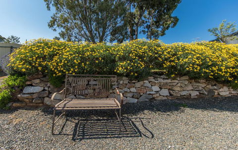 Captain Rodda's Cottage - Hobart Tourism 3