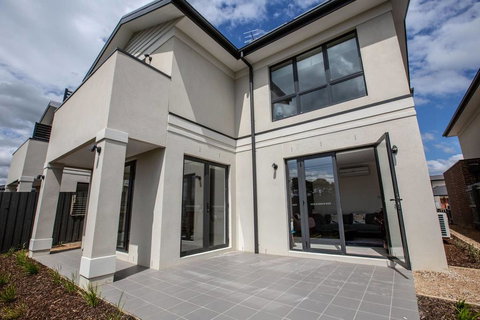 Captivating Large 4BR@Narre Warren - Tourism TAS 2