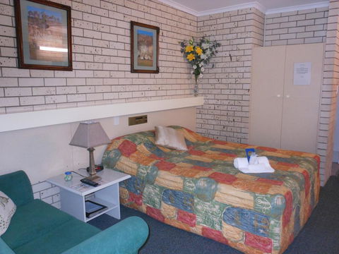 Cara Motel - Hobart Tourism 3