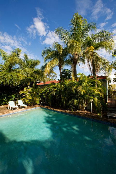 Caralina Court - Hobart Tourism 3