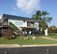 Cardwell Beachfront Motel - Hobart Tourism
