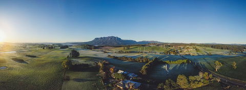Carinya Farm Holiday Retreat - Hobart Tourism 1