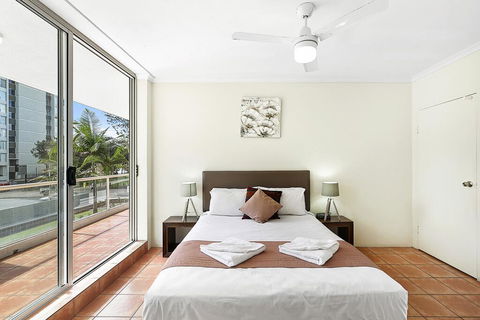 Carlton Apartments - Hobart Tourism 3