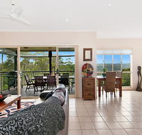 Casa Al Lago - Hobart Tourism