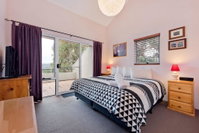 Cascades 13/3 Kurrajong Street
