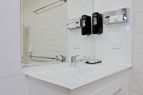 Castle Creek Motel - Hobart Tourism 2