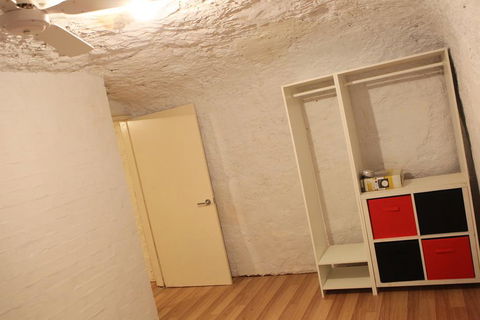 Cave Place Units - Hobart Tourism 2