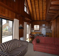 Cedar Haven - Hobart Tourism