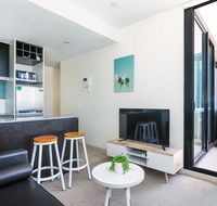 Central and Modern Apartment in Melbourne CBD - Tourism TAS