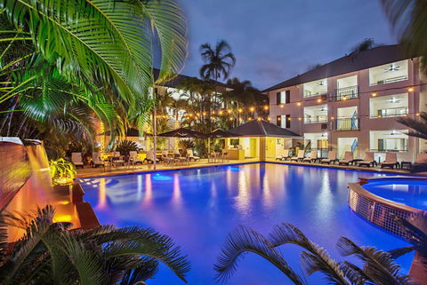 Central Plaza Port Douglas - Hobart Tourism 0