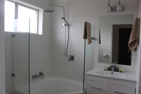 Centrepoint Motel - Hobart Tourism 2