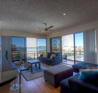 Champagne court 10 - Hobart Tourism