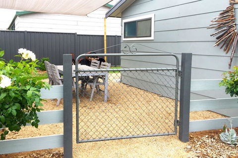 Charlottes Honor - River & Golf Cottage - Tourism TAS 1