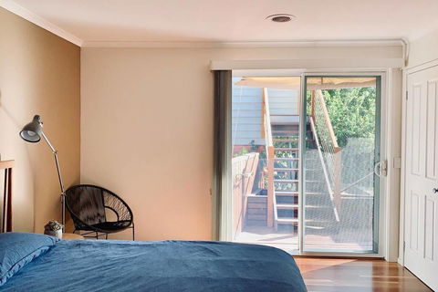 Charming Family Home W/Home Cinema+Huge Bedrooms Near Glen Waverley - Hobart Tourism 2