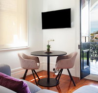 Charming Studio With Balcony in Inner-City Glebe - Tourism TAS