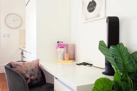 Charming Studio With Balcony In Inner-City Glebe - Tourism TAS 2