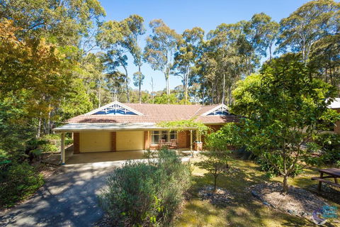 Cherrybush @ Mystery Bay - Hobart Tourism 0