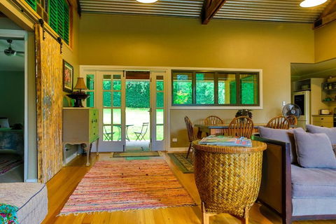 Chevys Rest - Tourism TAS 1